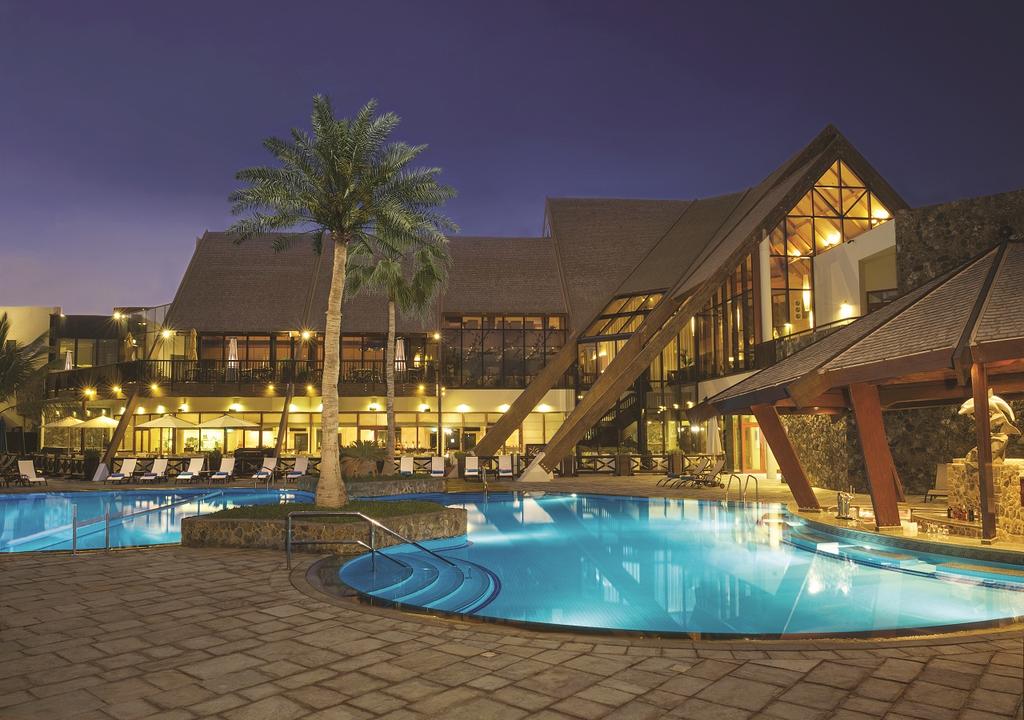 JA Palm Tree Court