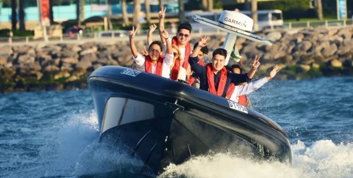 The Black Boat Sightseeing Speedboat