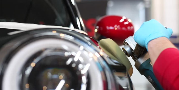 Exterior Detailing Wax Polishing